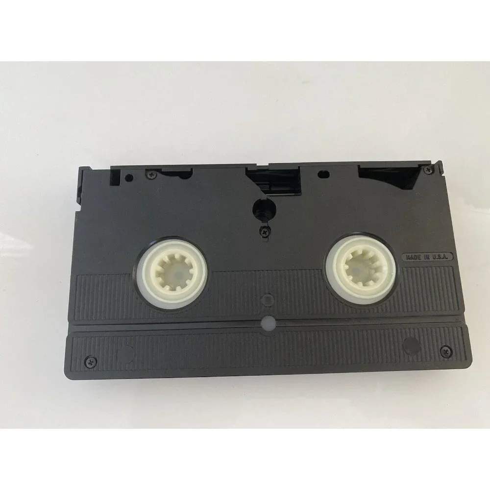 The Three Stooges Dizzy Doctors VHS Tape with 2 Other Movies 1996 Excellent Cond